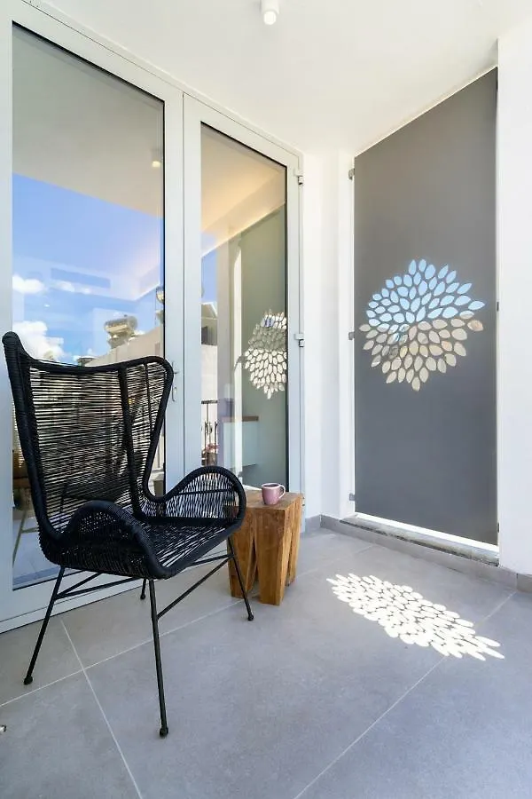 Amazing Art Deco Villa 150M To Sea With Daily Housekeeping Sliema Semesterbostad